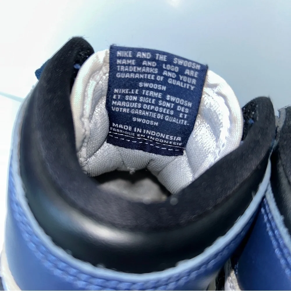 Nike Air Jordan 1 Retro High Kid Size 12C Blue White Athletic Shoes Sneakers - Picture 5 of 15